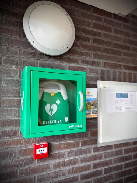 AED geplaatst bij Residence Ruimzicht